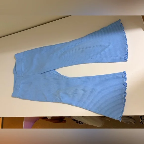 Blue Ribbed Flared Leggings - Picture 3 of 5